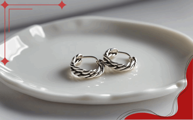 Khuyên tai bạc dáng nhỏ uốn xoắn tinh tế